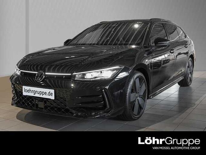 Volkswagen Passat 2,0 l TDI 4MOTION DSG R-Line AHK LEDER WP 