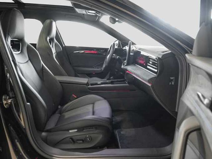Volkswagen Passat 2,0 l TDI 4MOTION DSG R-Line AHK LEDER WP 