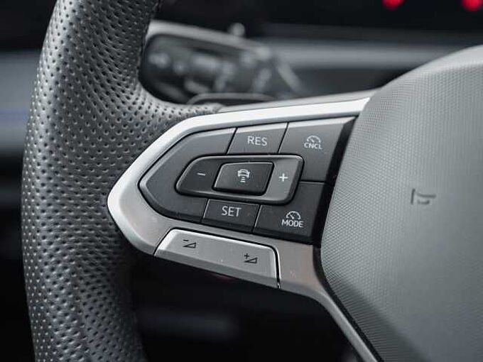 Volkswagen Tiguan 2.0 TSI 4Mo. DSG R-Line MatrixLED/HuD/AHK 