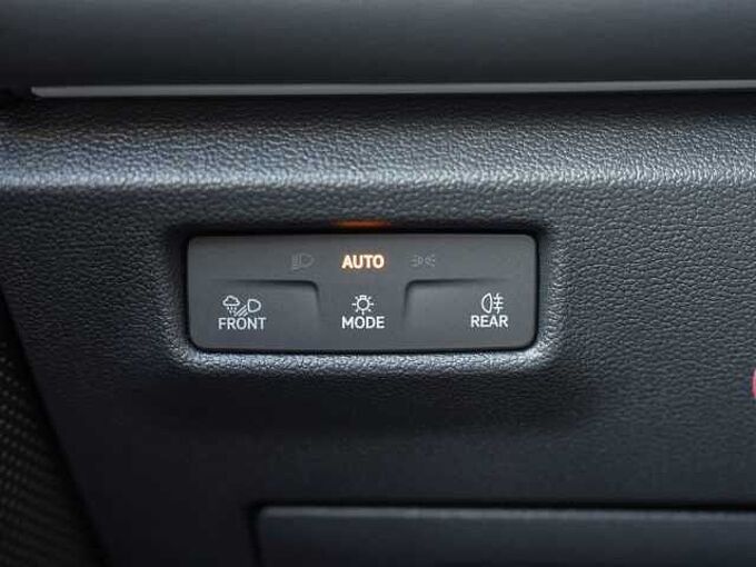 Volkswagen Tiguan 2.0 TSI 4Mo. DSG R-Line MatrixLED/HuD/AHK 