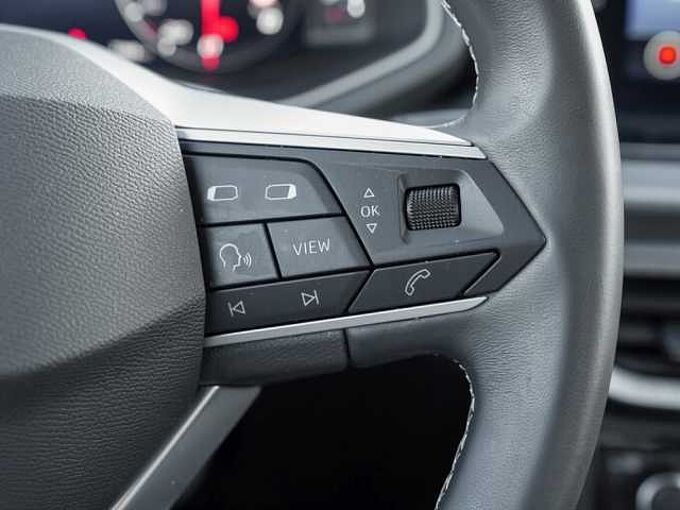 SEAT Arona 1.0 TSI X-Perience /Navi/LED/ACC/RFK 