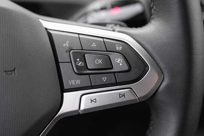 Volkswagen Tiguan 1.5 eTSI DSG GOAL /MatrixLED/AHK/ACC/Navi 