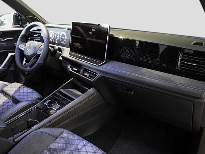 Volkswagen Tiguan 1,5 l eHybrid OPF DSG R-Line VSA 