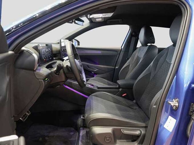 Volkswagen T-Roc 1.5 l eTSI DSG R-Line NAVI Technik-Paket 