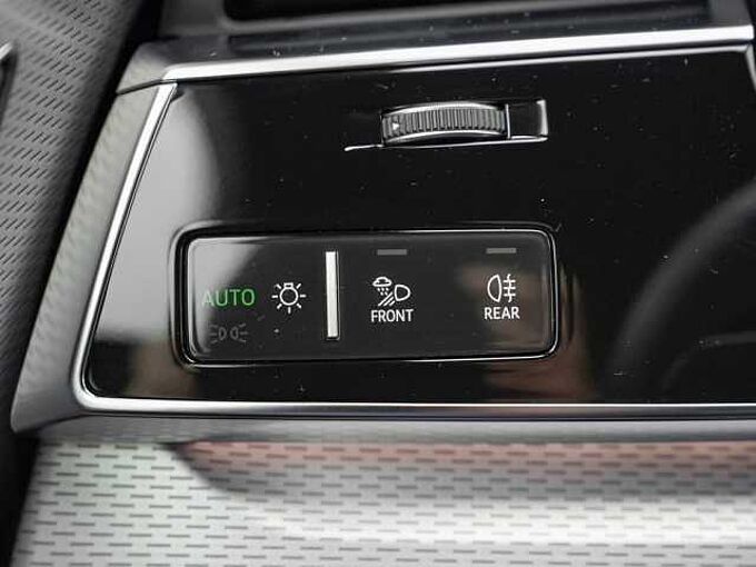 Audi Q7 60 TFSIe quattro S line 