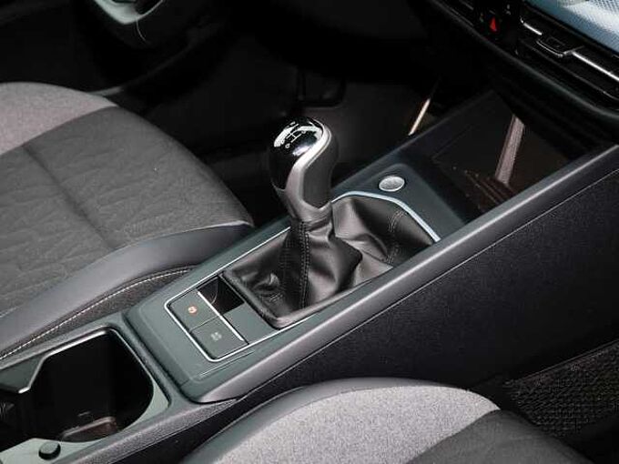 Volkswagen Golf VIII 1.5 TSI GOAL /LED+/Navi/ACC/AHK/DAB+ 