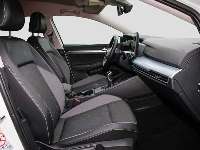 Volkswagen Golf VIII 1.5 TSI GOAL /LED+/Navi/ACC/AHK/DAB+ 