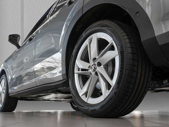Volkswagen T-Roc 1.5 l eTSI OPF DSG Style VSA 