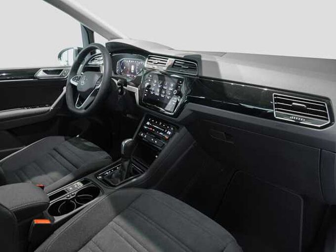 Volkswagen Touran 1,5 l TSI DSG Highline 7 SITZE AHK WR LED Tiguan