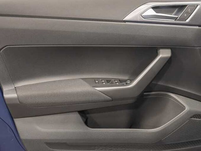 Volkswagen Polo 1,0 l TSI 5-Gang Style WR NAVI IQDrive-Paket 