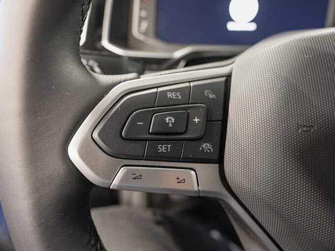 Volkswagen Polo 1,0 l TSI 5-Gang Style WR NAVI IQDrive-Paket 