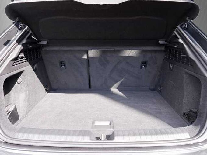 Audi S3 Sportback 2.0 TFSI quattro /Navi+/LED/ACC 