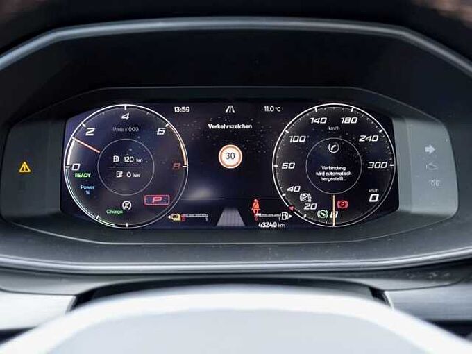 CUPRA Formentor VZ e-Hybrid DSG /Navi/AHK/RFK/LED/ACC 