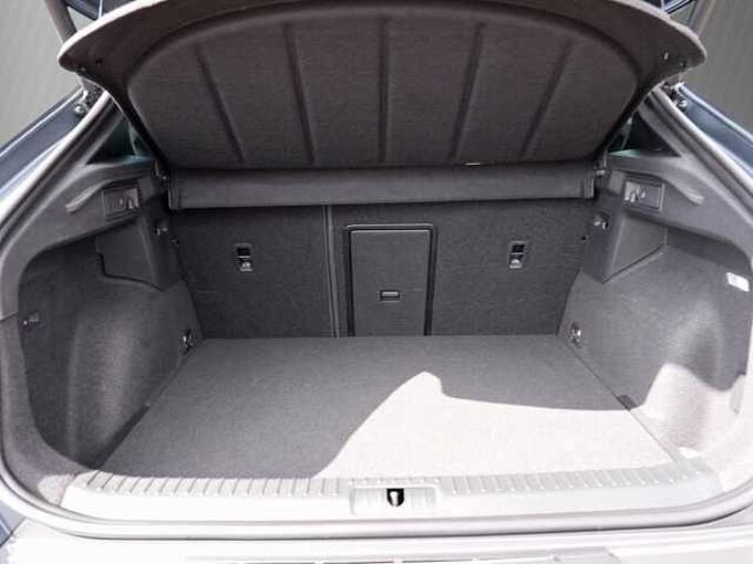 CUPRA Formentor VZ e-Hybrid DSG /Navi/AHK/RFK/LED/ACC 