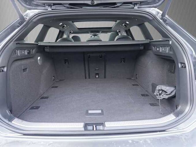 Volkswagen Passat Variant 2.0 TDI DSG 4Motion R-Line /AHK 
