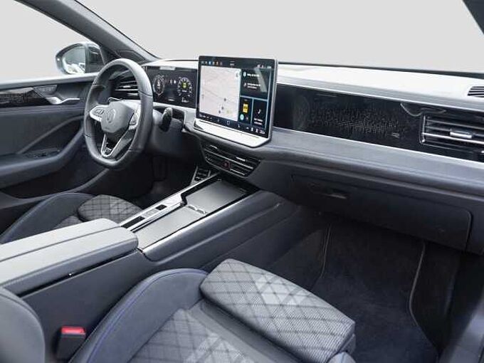 Volkswagen Passat Variant 2.0 TDI DSG 4Motion R-Line /AHK 