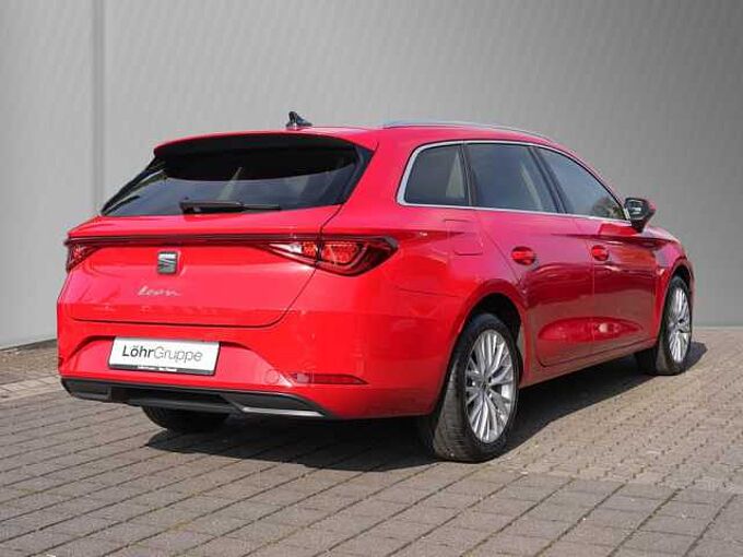 SEAT Leon SP 1.5 eTSI DSG Xcellence /LED/Navi/AHK 