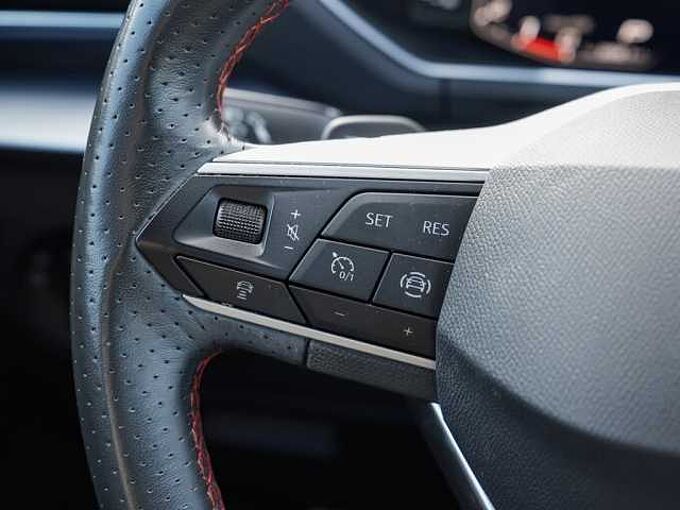 SEAT Tarraco 2.0 TDI DSG FR /LED/Navi/BEATS/RFK/ACC 