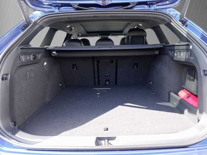 Volkswagen Passat Variant e-Hybrid DSG R-Line Signature 