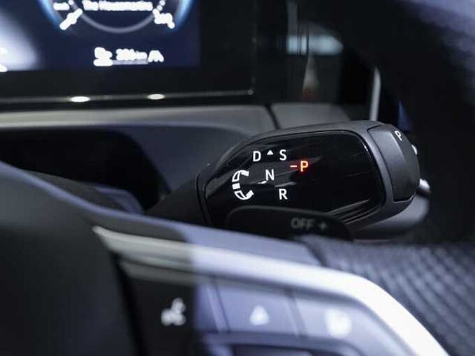 Volkswagen Tiguan 1,5 l eHybrid DSG R-Line AHK GSD NAVI WP 
