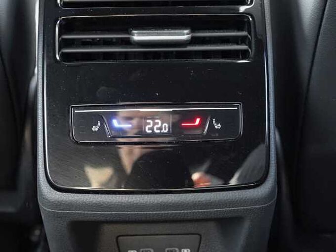 Volkswagen ID.7 Tourer Pro /MatrixLED/AR-HuD/pACC/Navi Max ID7