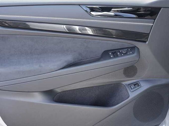 Volkswagen ID.7 Tourer Pro /MatrixLED/AR-HuD/pACC/Navi Max ID7