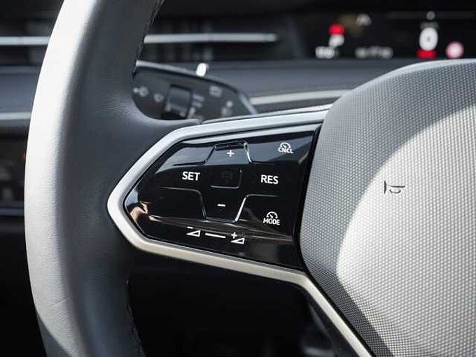Volkswagen ID.7 Tourer Pro /MatrixLED/AR-HuD/pACC/Navi Max ID7