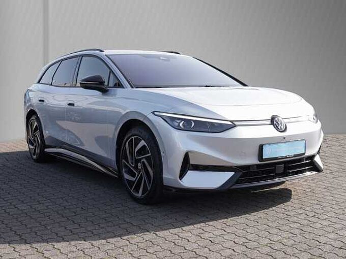Volkswagen ID.7 Tourer Pro /MatrixLED/AR-HuD/pACC/Navi Max ID7