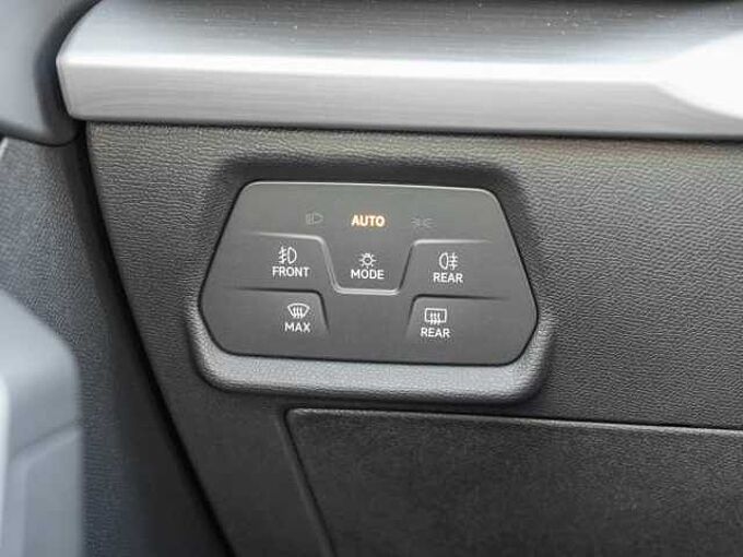 SEAT Leon 1.5 eTSI FR 