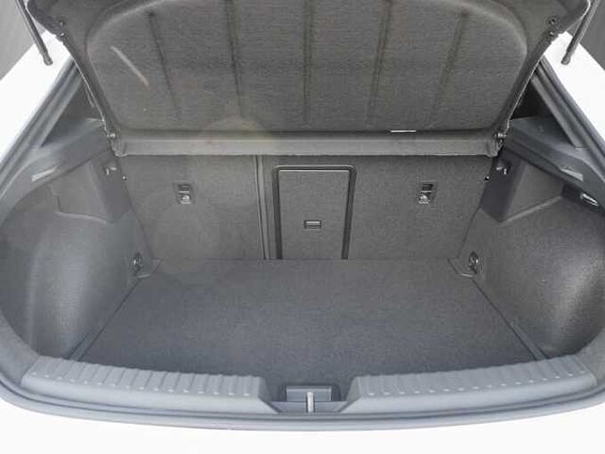 SEAT Leon 1.5 eTSI FR 