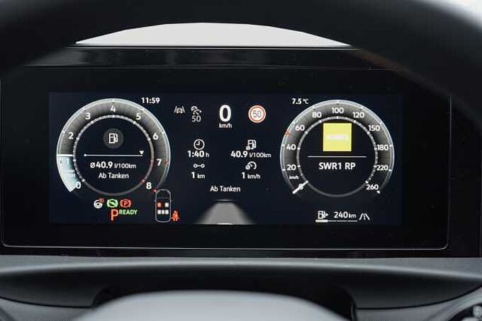 Volkswagen T-Roc 1.5 l eTSI DSG R-Line NAVI Technik-Paket 