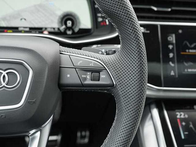 Audi Q8 60 TFSI e quattro Pano Matrix-LED AHK 
