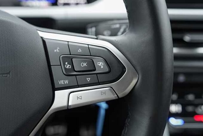 Volkswagen T-Roc 1.0 TSI GOAL /Navi/LED+/ACC/DAB+ 