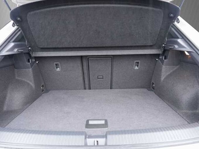 Volkswagen T-Roc 1.0 TSI GOAL /Navi/LED+/ACC/DAB+ 