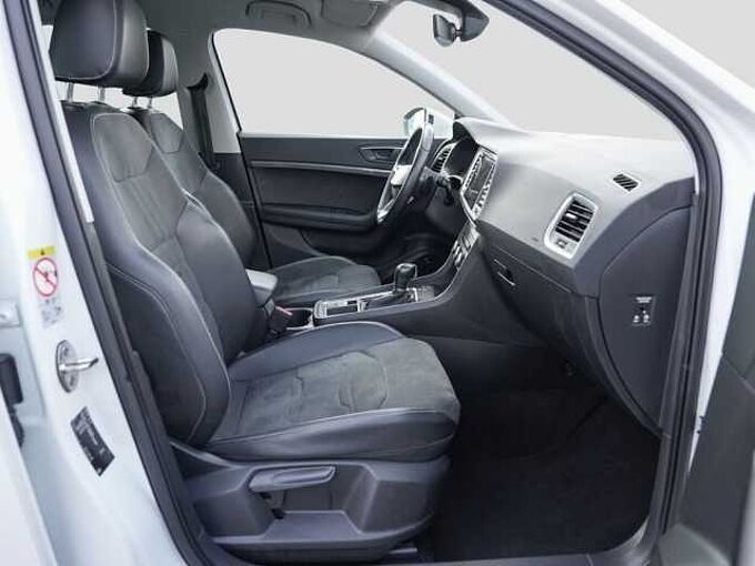 SEAT Ateca 2.0 TDI DSG Style /LED/Navi/BEATS/pACC/RFK 