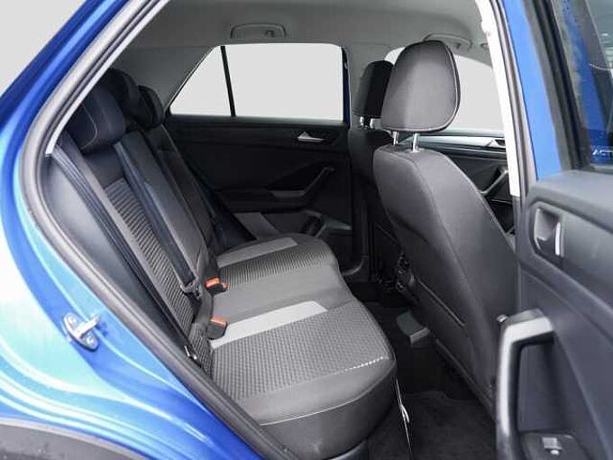 Volkswagen T-Roc 1.5 TSI ACTIVE /Navi/ACC/AppConnect/DAB+ 