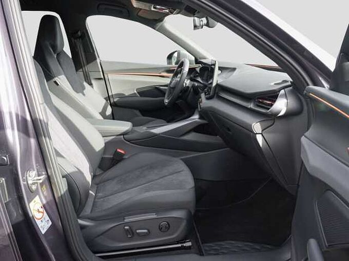 CUPRA Terramar 1.5 e-Hybrid DSG VZ /MatrixLED/HuD/Navi 