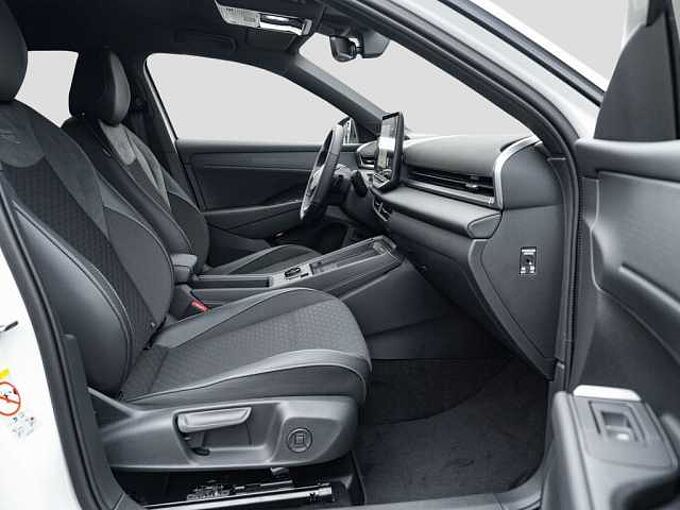Volkswagen T-Roc 1.5 l eTSI OPF DSG R-Line VSA 