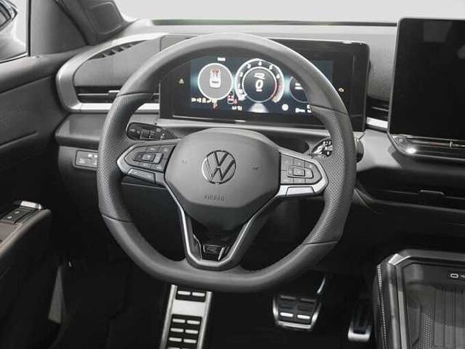 Volkswagen T-Roc 1.5 l eTSI OPF DSG R-Line VSA 