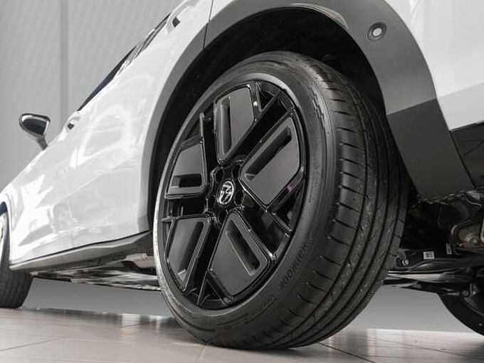 Volkswagen T-Roc 1.5 l eTSI OPF DSG R-Line VSA 