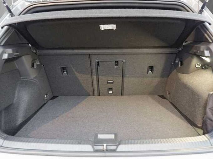 Volkswagen Golf VIII GTI DSG /LED/Pano/Navi/ACC/RFK 