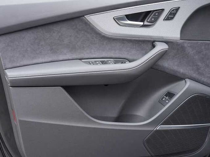 Audi Q7 S line TFSI e quattro S line B&O AHK Matrix-LED 