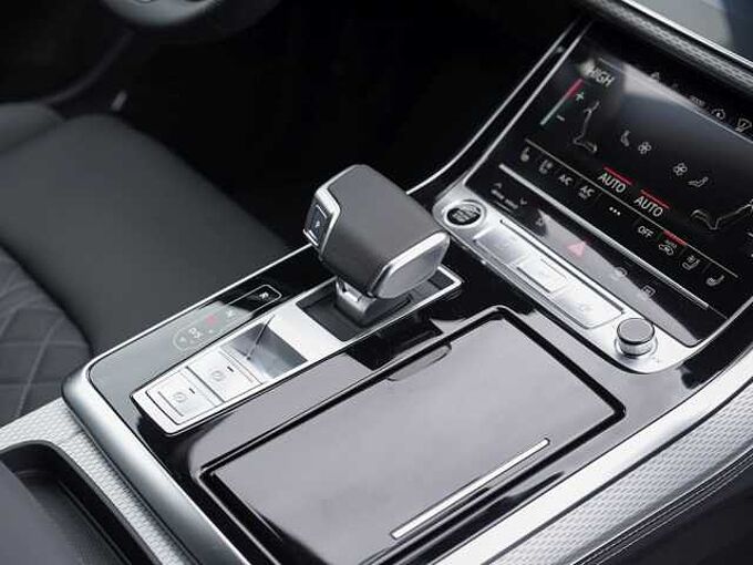 Audi Q7 S line TFSI e quattro S line B&O AHK Matrix-LED 