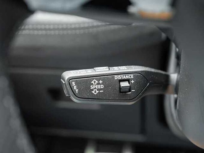 Audi S6 e-tron Avant edition one grey Matrix, B+O, 