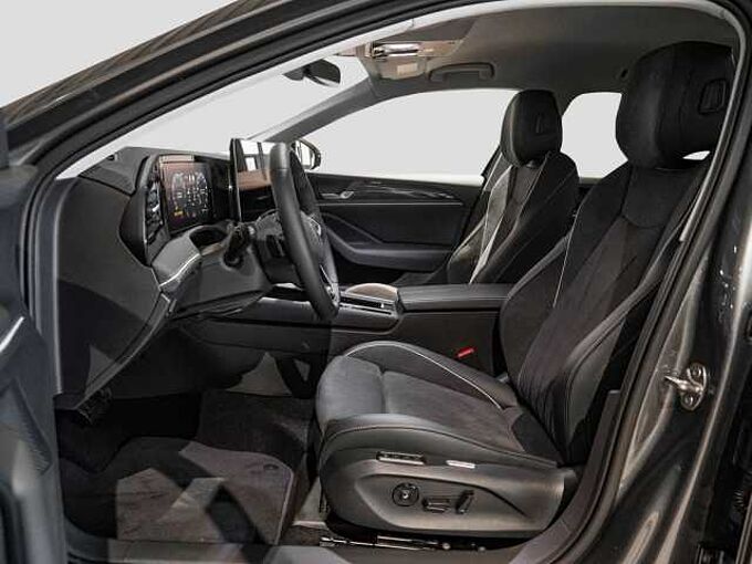 Volkswagen Passat 1,5 l eTSI OPF DSG Business VAL 