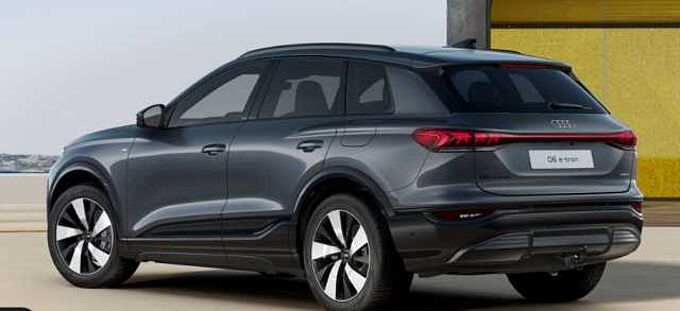 Audi Q6 e-tron quattro S line business 