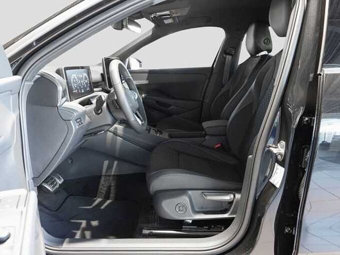 Volkswagen T-Roc 1.5 l eTSI OPF DSG R-Line VSA 
