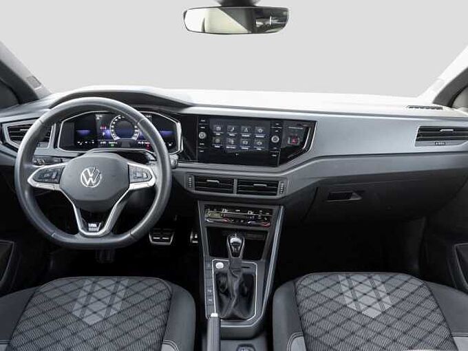 Volkswagen Taigo 1.0 TSI DSG R-Line MatrixLED/Navi/Pano/RFK 