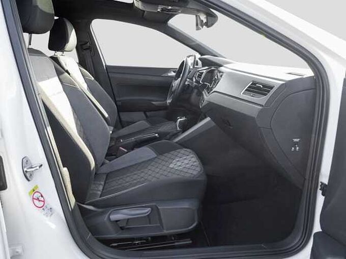 Volkswagen Taigo 1.0 TSI DSG R-Line MatrixLED/Navi/Pano/RFK 