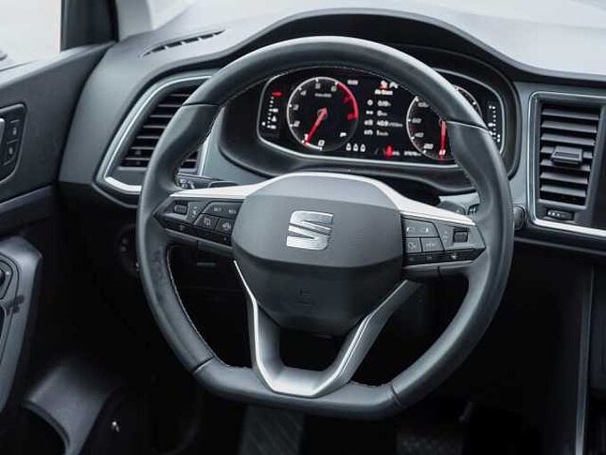 SEAT Ateca 1.5 TSI DSG Style Edition /Navi/LED/BEATS 